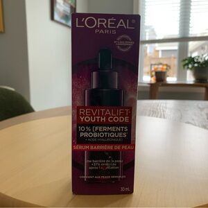 L’Oréal Paris Revitalift Youth Code skin barrier serum 30 mL, new is packaging